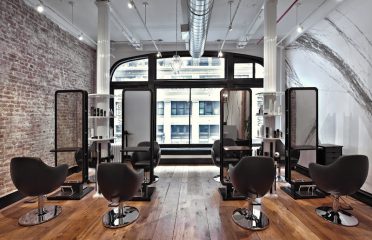 Cutting Edge Salon