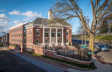 Hampton Inn & Suites Huntington Downtown